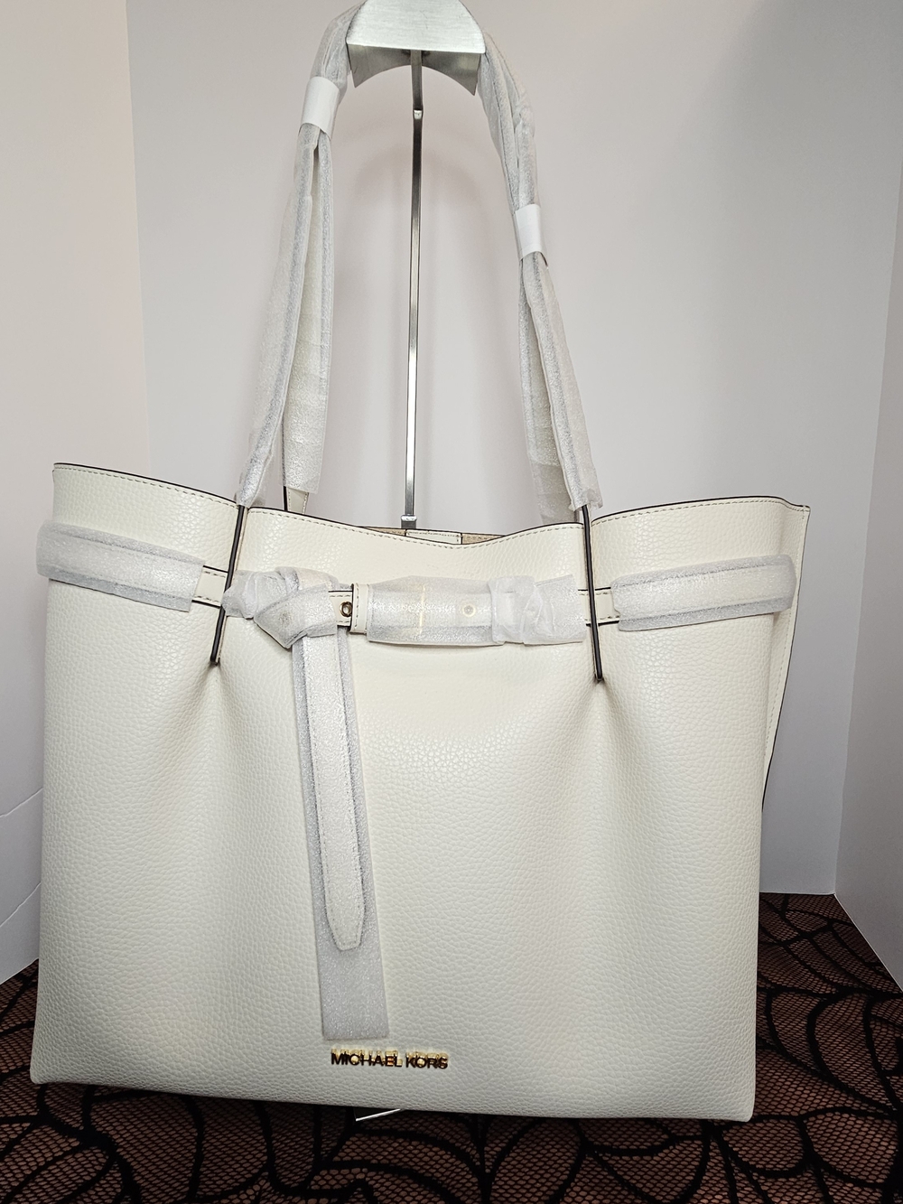 NWT/Wrapping Michael Kors Large Bag